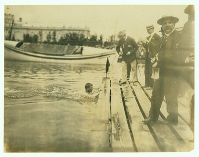 E. Rausche of Germany Winning One Mile Swimming Championship, 1904 Olympics by Unbekannt Unbekannt